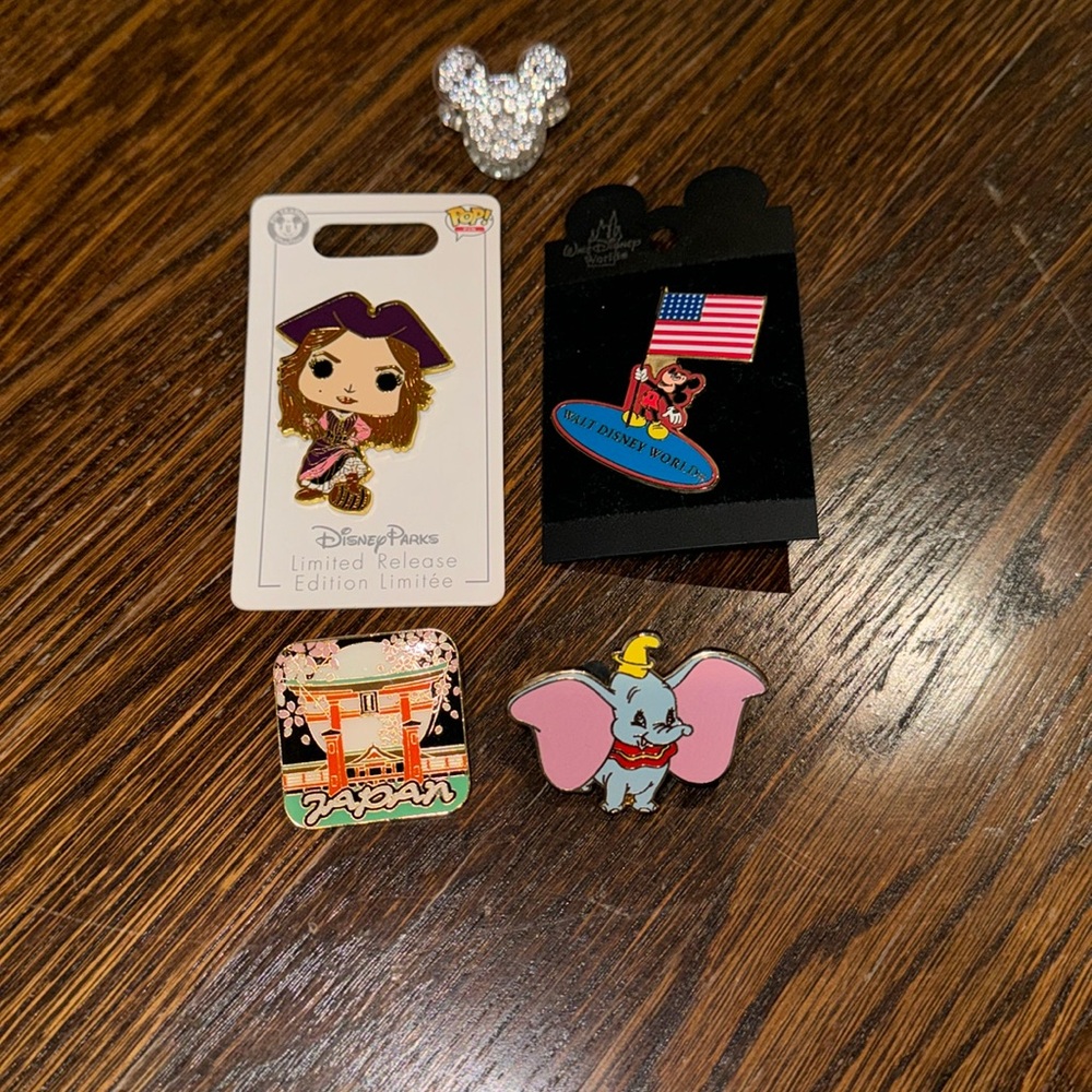 Disney Pins Mickey, Dumbo, Epcot Japan, Pirates of Caribbean